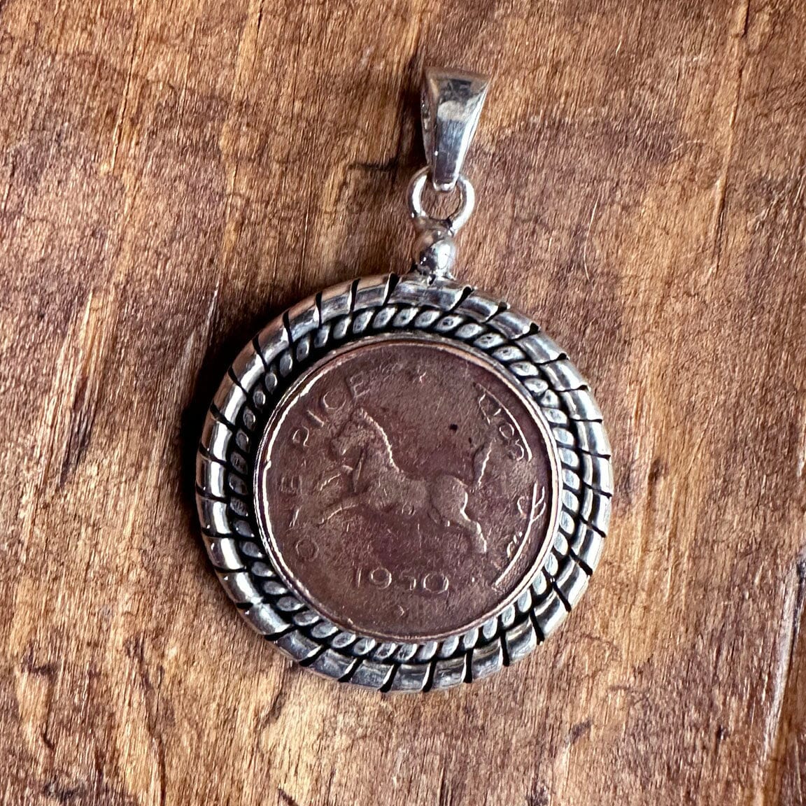 Coin Pendant - PNIG2