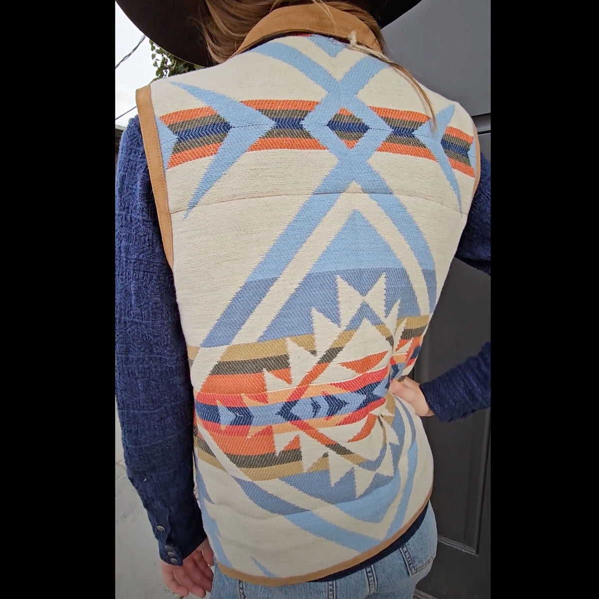 Bronco Blanket Vest - Double D Ranch - VDD7